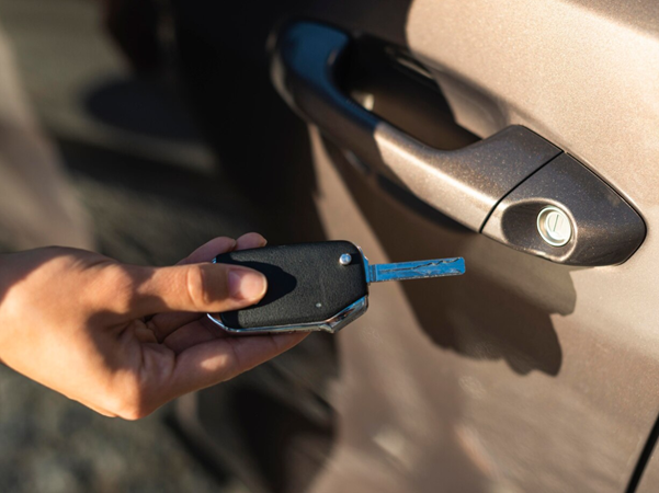 automobile key replacement